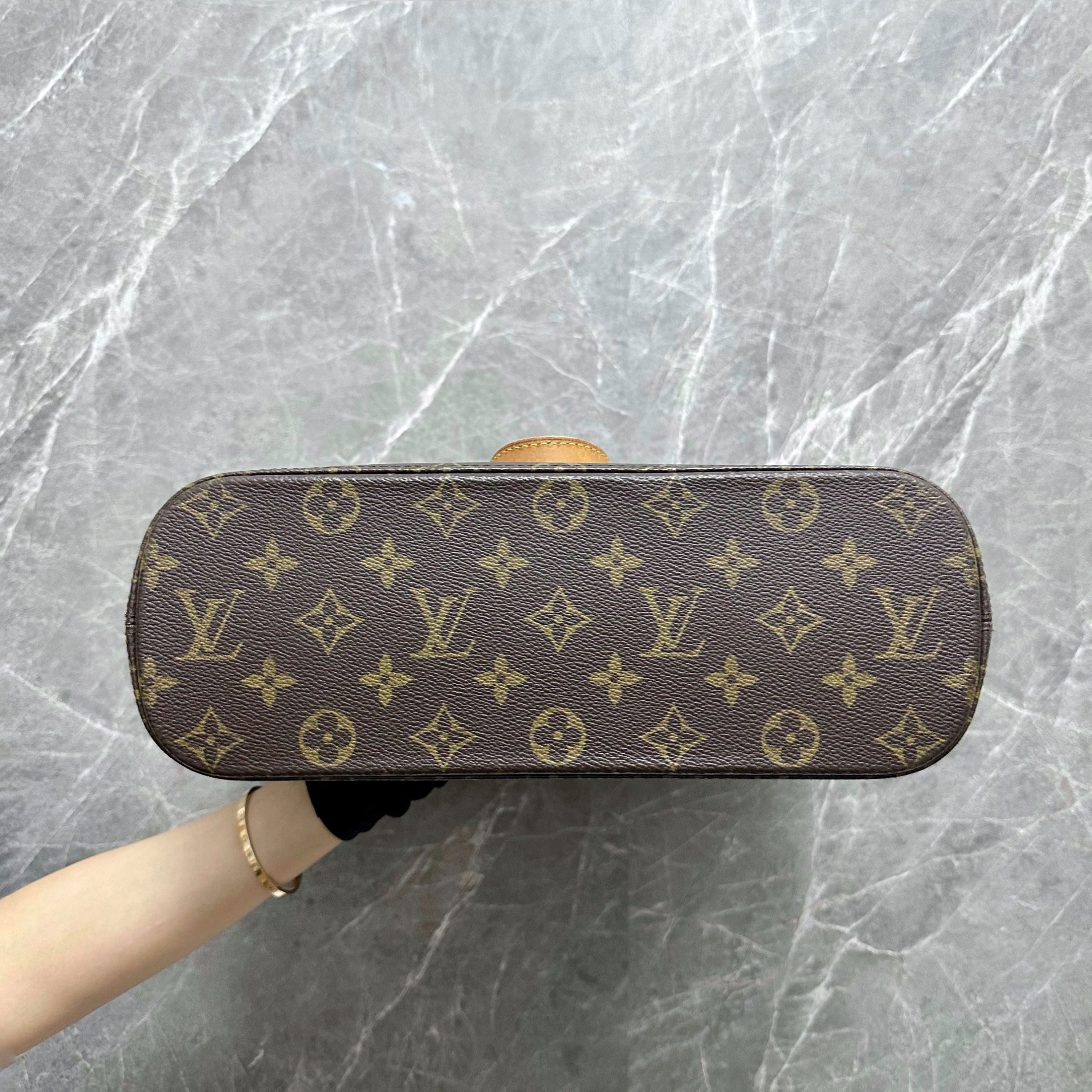 LV ViviaLV Vivian Monogram GMn Monogram GM - Luxury Evermore