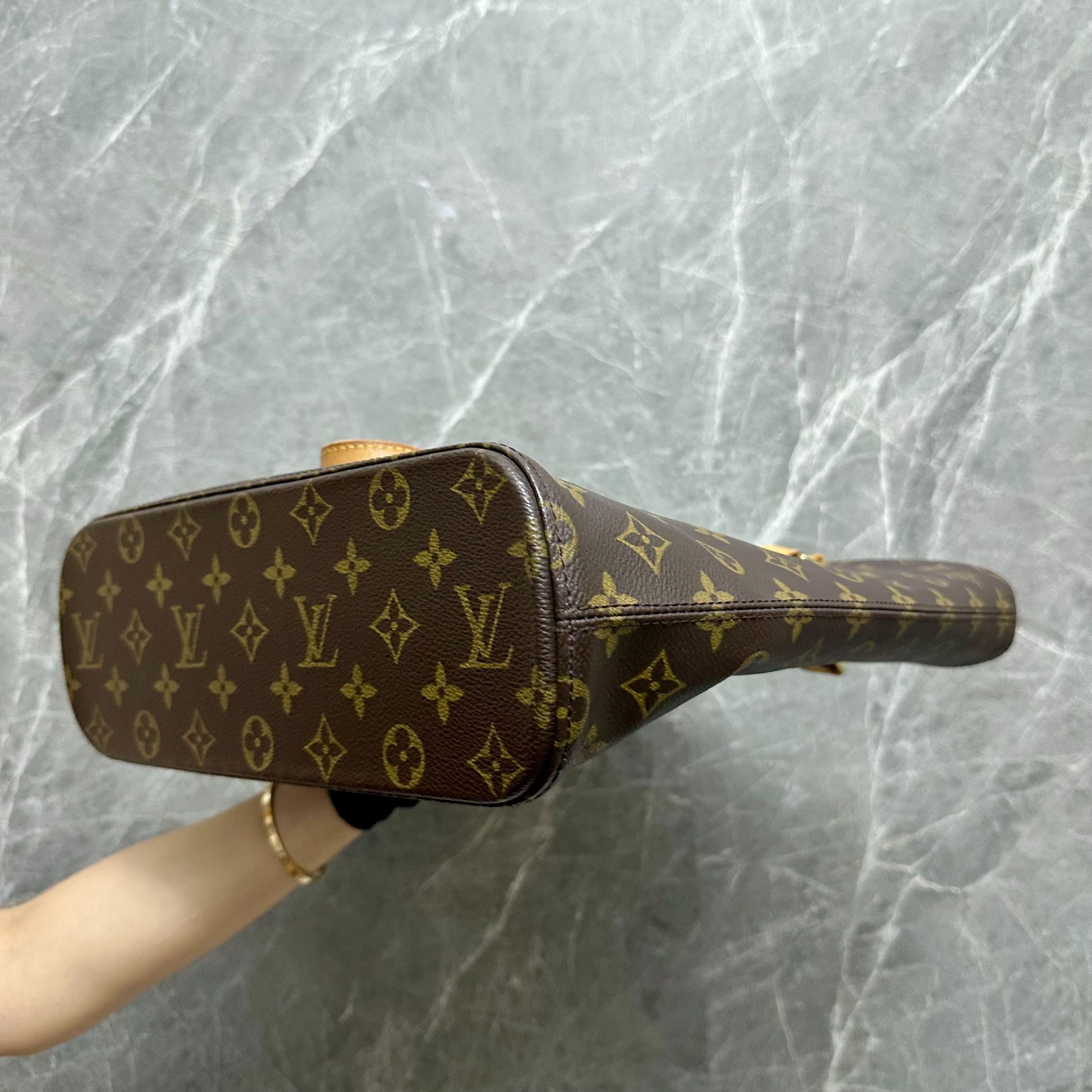 LV ViviaLV Vivian Monogram GMn Monogram GM - Luxury Evermore