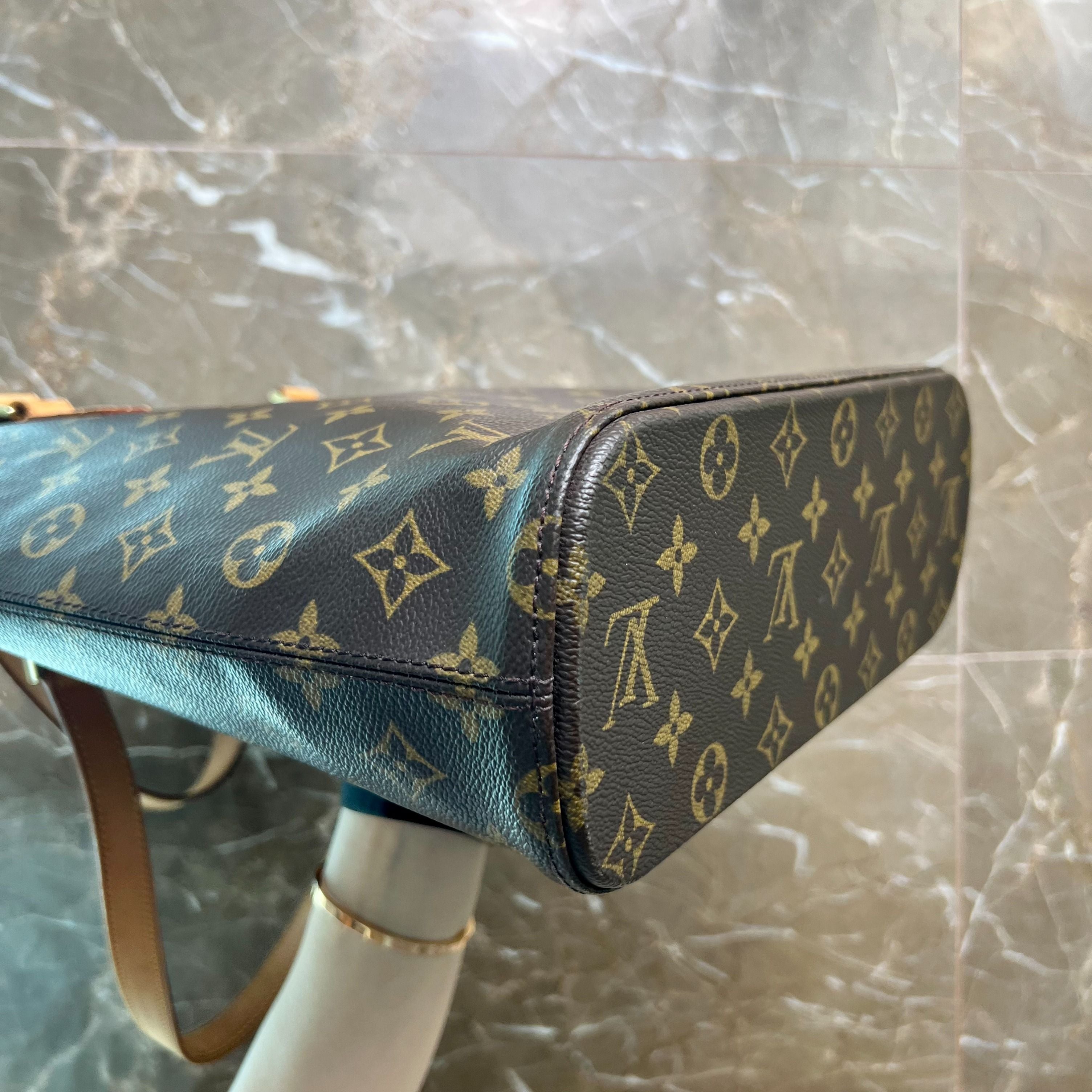 LV Vivian Monogram GM - Luxury Evermore