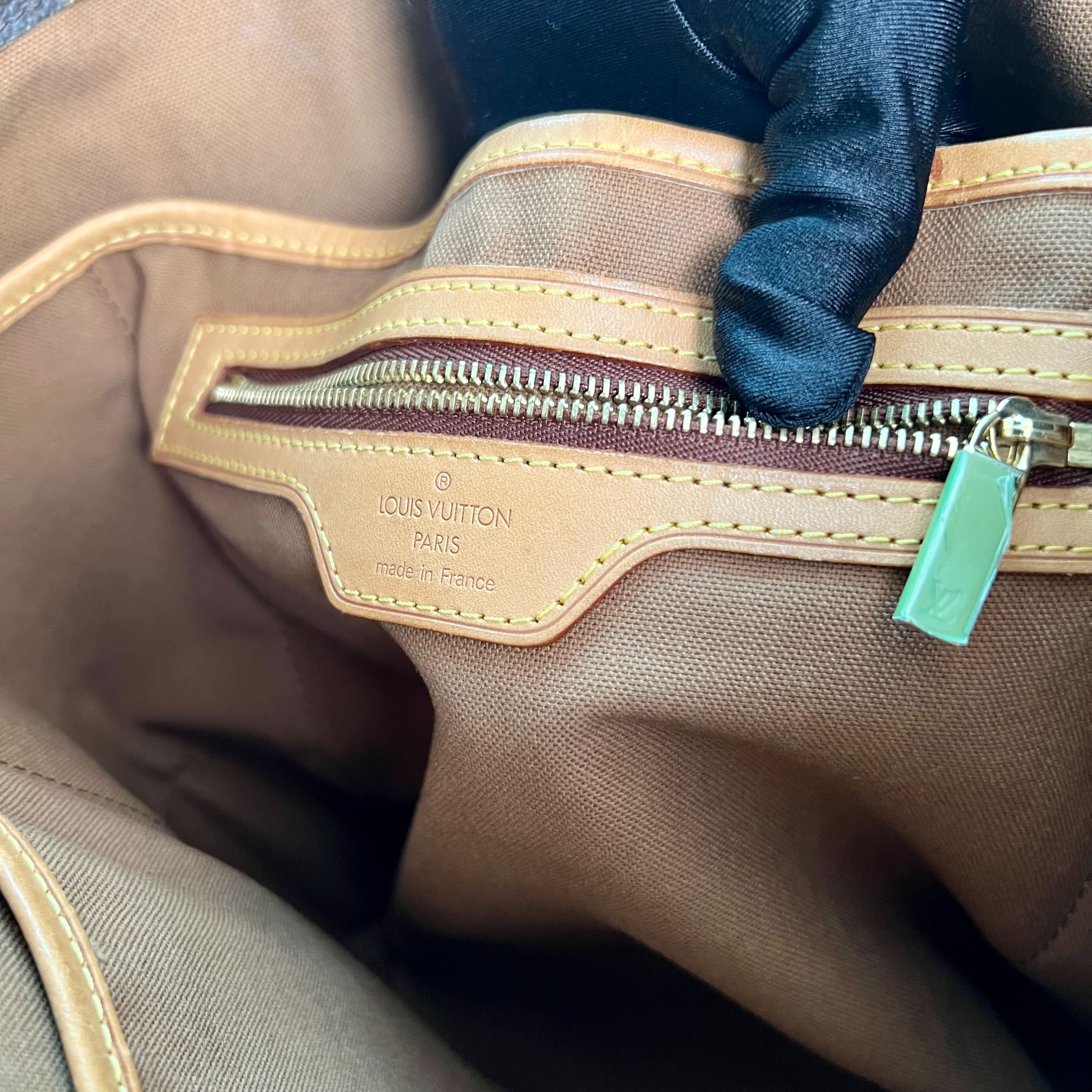 LV Vivian Monogram GM - Luxury Evermore