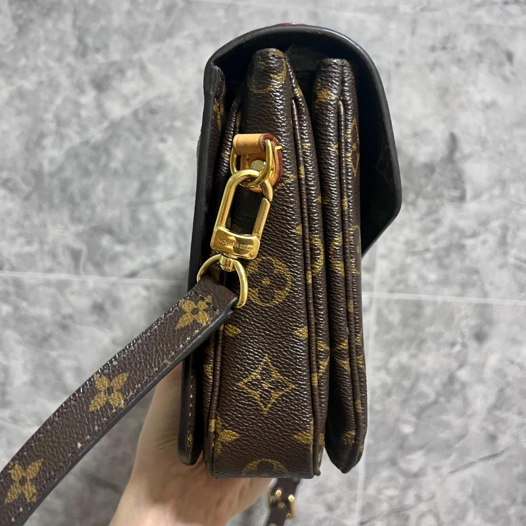 LV Pochette Metis Monogram