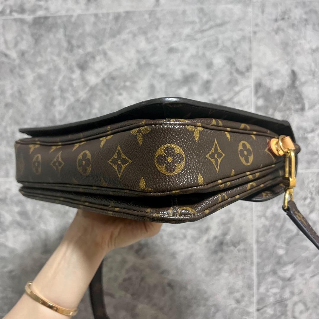 LV Pochette Metis Monogram