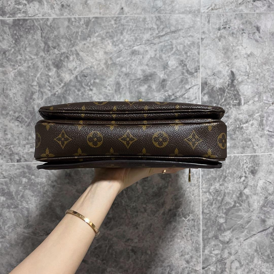 LV Pochette Metis Monogram