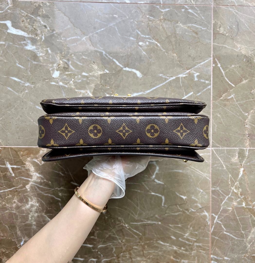 LV Pochette Metis Monogram