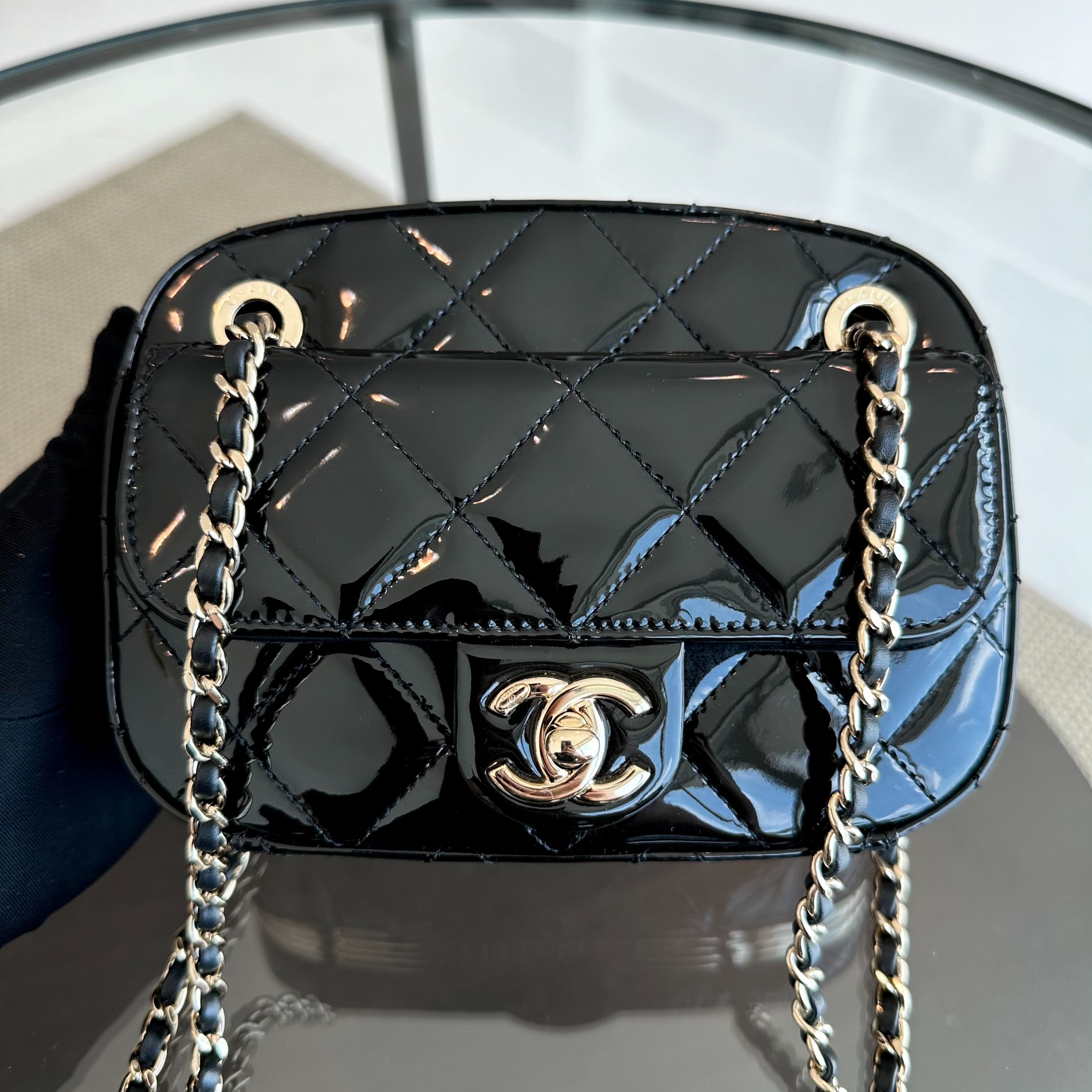 *Microchip, Full Set* Chanel 2022/23 Fall Winter Collection Mini Camera Quilted Patent Leather Black GHW - Luxury Evermore