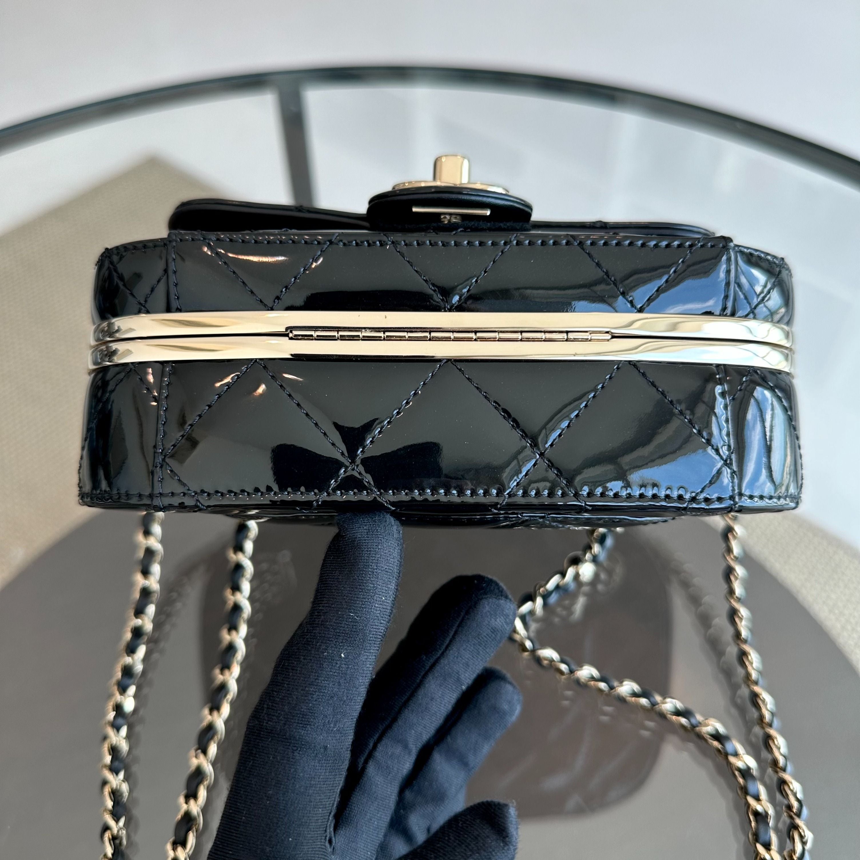 *Microchip, Full Set* Chanel 2022/23 Fall Winter Collection Mini Camera Quilted Patent Leather Black GHW - Luxury Evermore