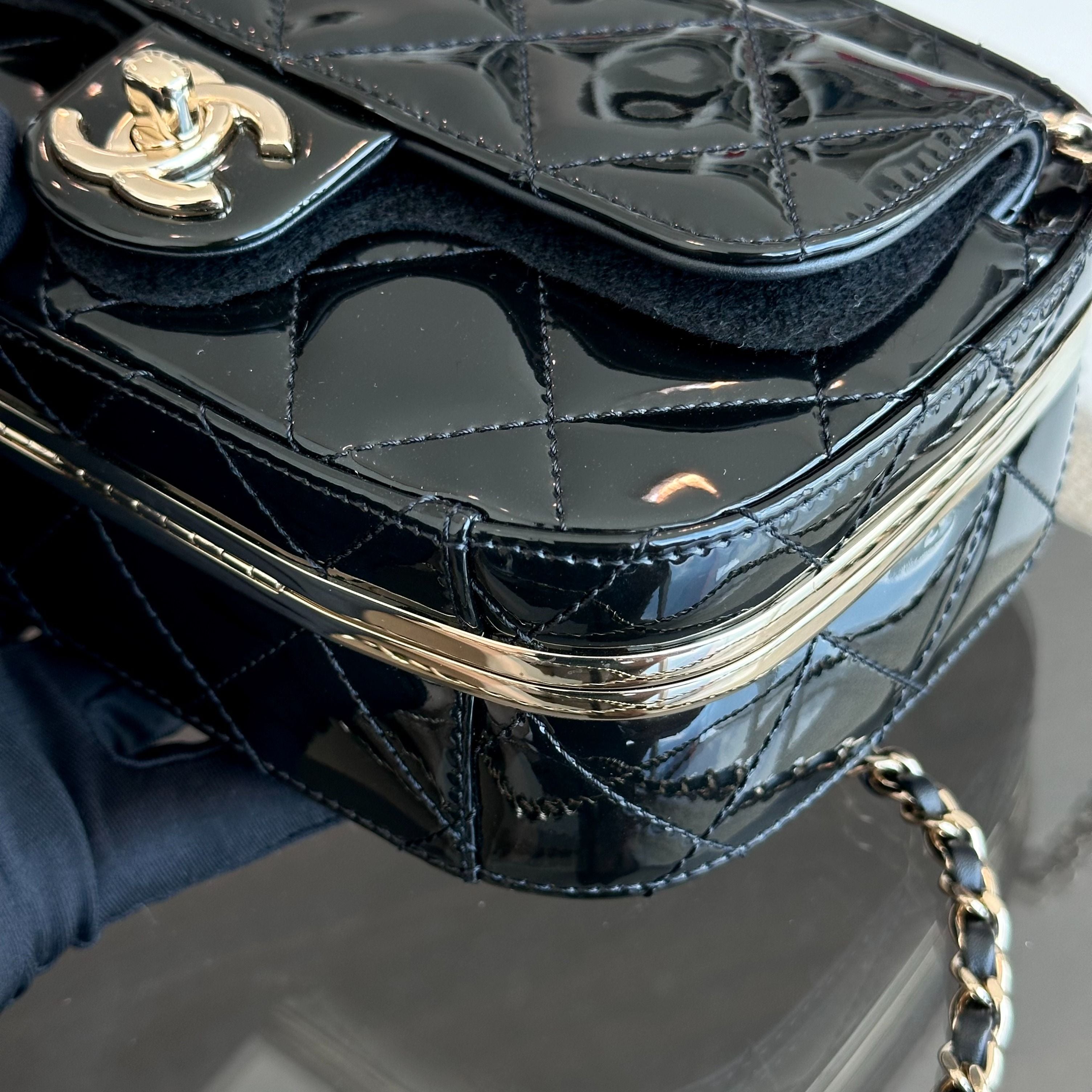 *Microchip, Full Set* Chanel 2022/23 Fall Winter Collection Mini Camera Quilted Patent Leather Black GHW - Luxury Evermore