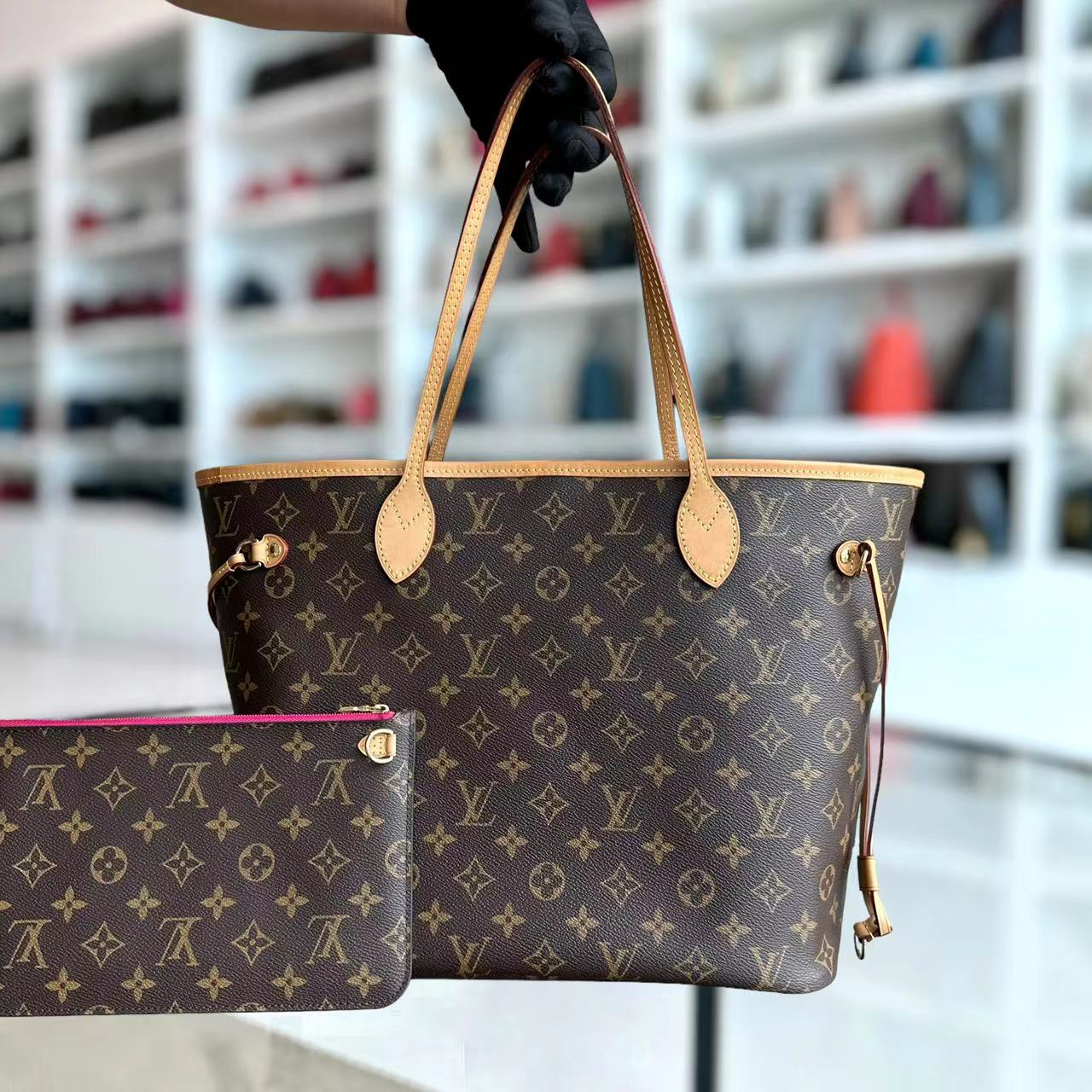 *Microchipped* Louis Vuitton LV Neverfull MM Monogram Canvas Leather - Luxury Evermore