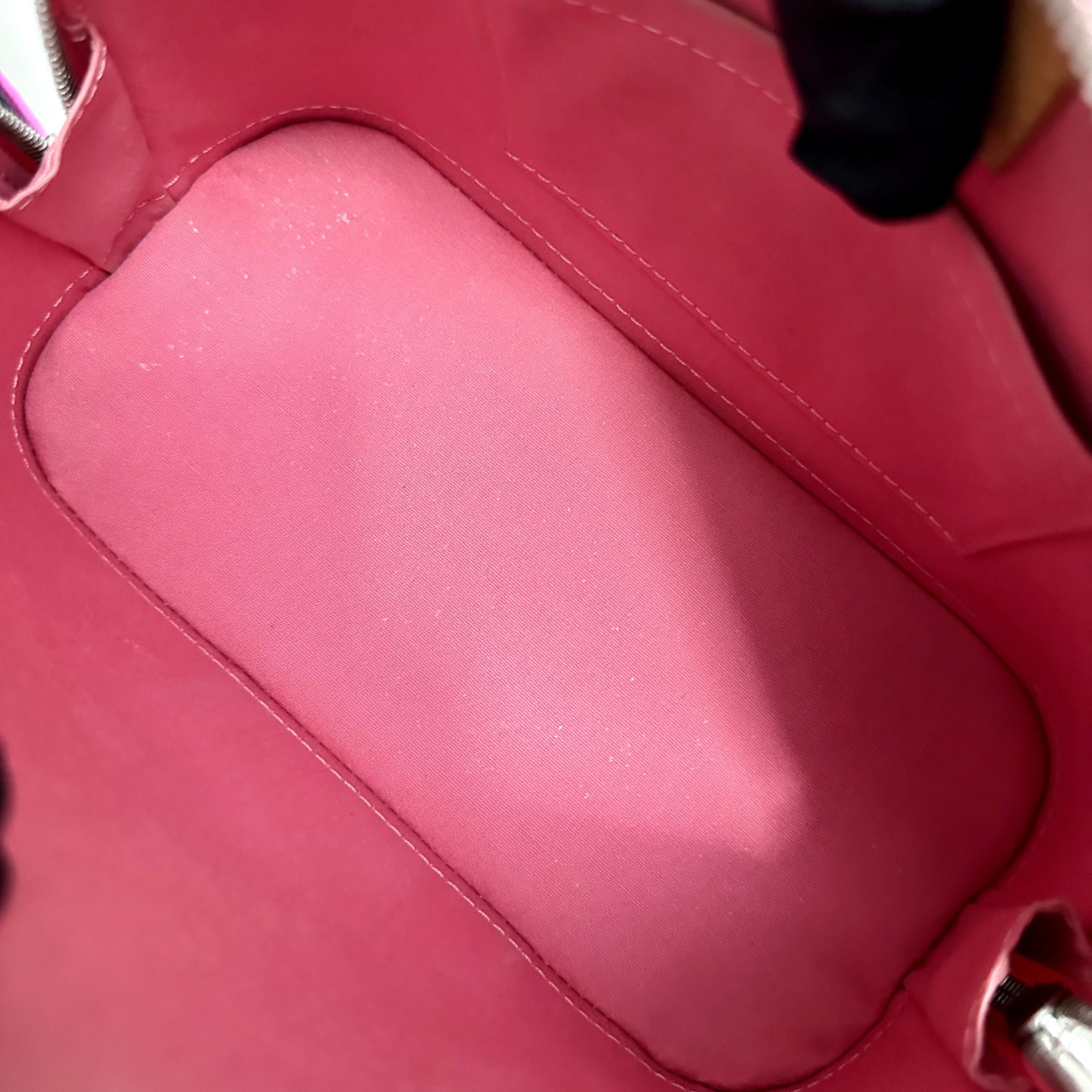 *Minor Stain* LV Alma BB Vernis Patent Leather Pink Louis Vuitton - Luxury Evermore