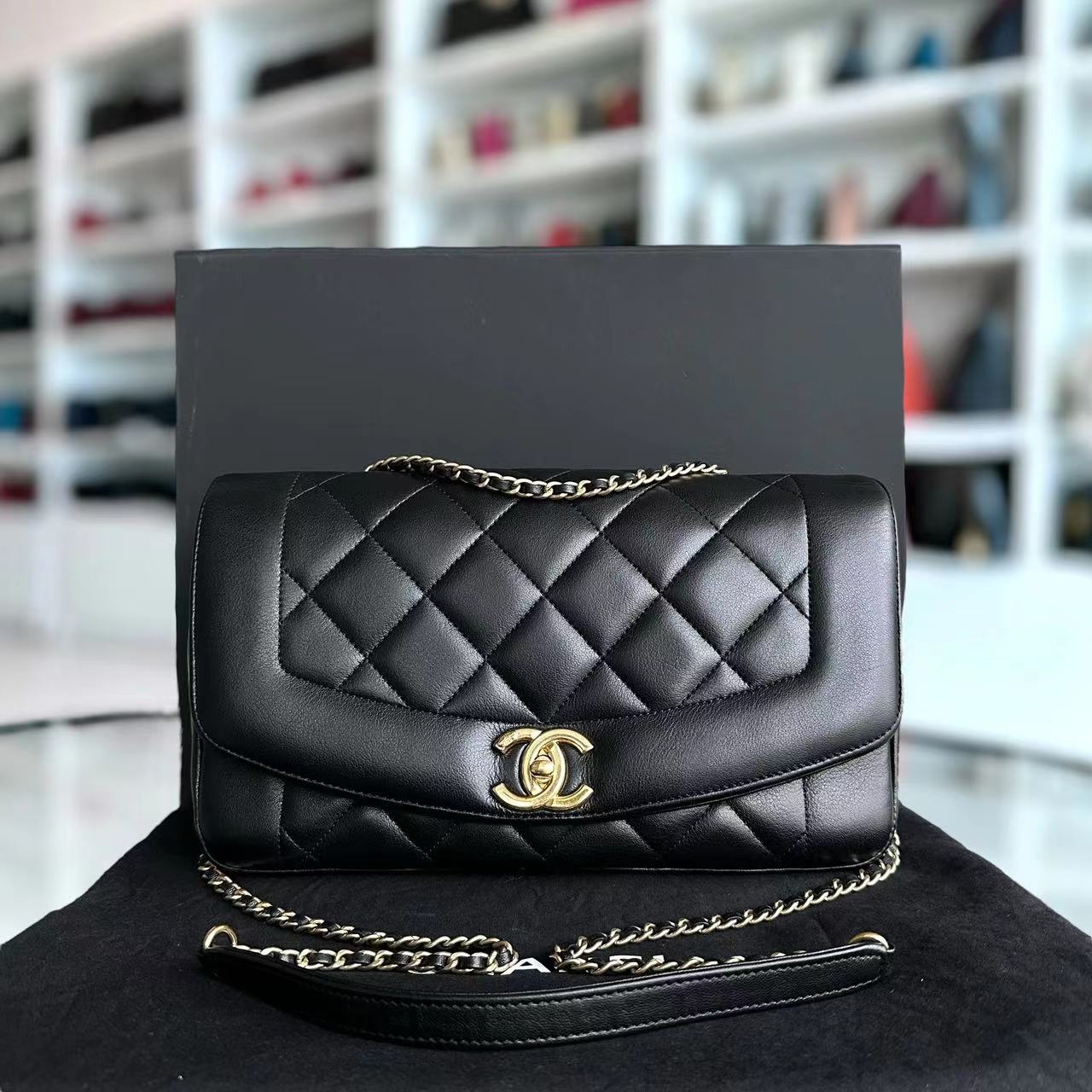 *Modern Reissue 2015* Chanel Diana 28CM Quilted Lambskin Black Golden Hardware Series 20 - Luxury Evermore