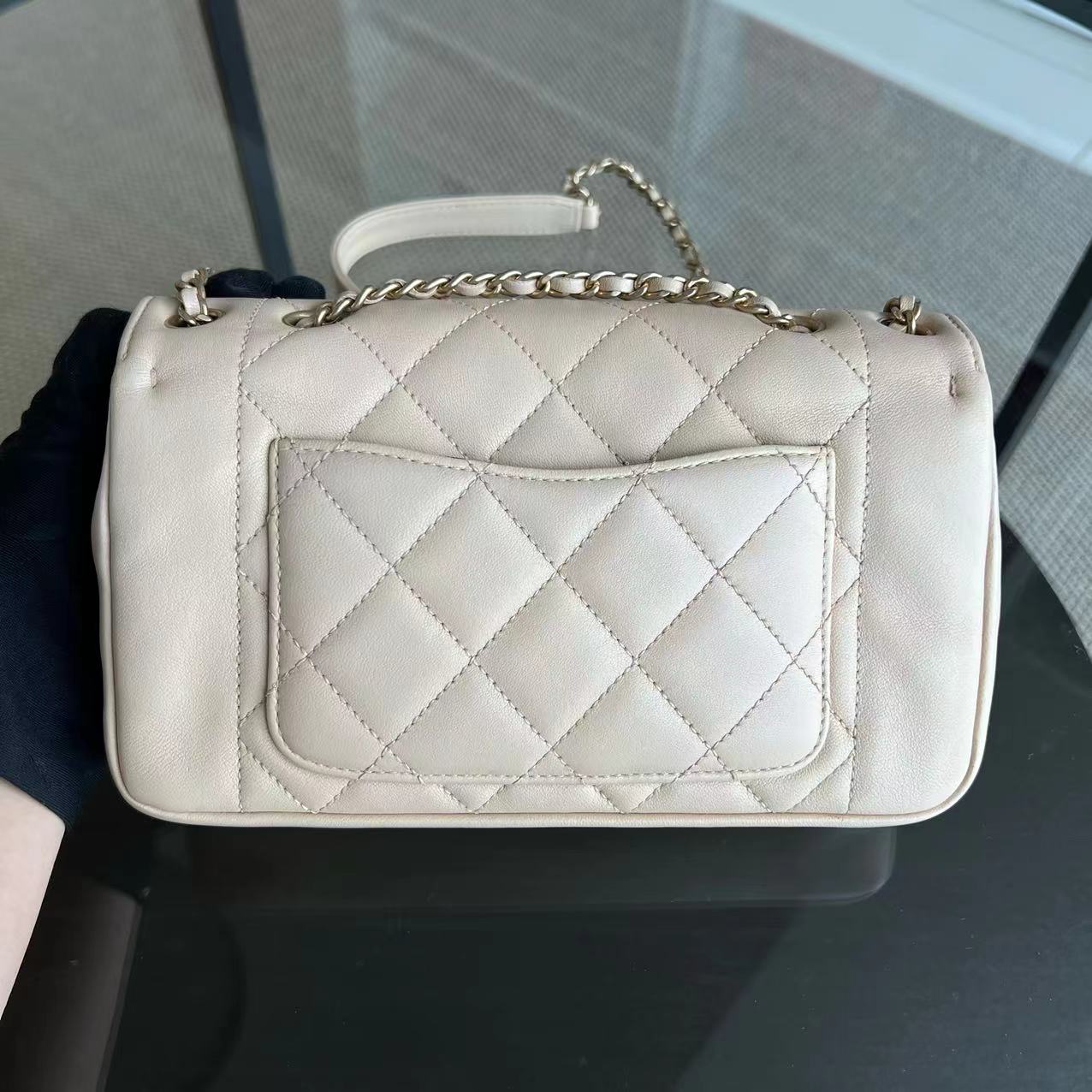 *Modern Reissue 2015* Chanel Diana Small 22CM Quilted Lambskin Beige Golden Hardware Series 20 - Luxury Evermore