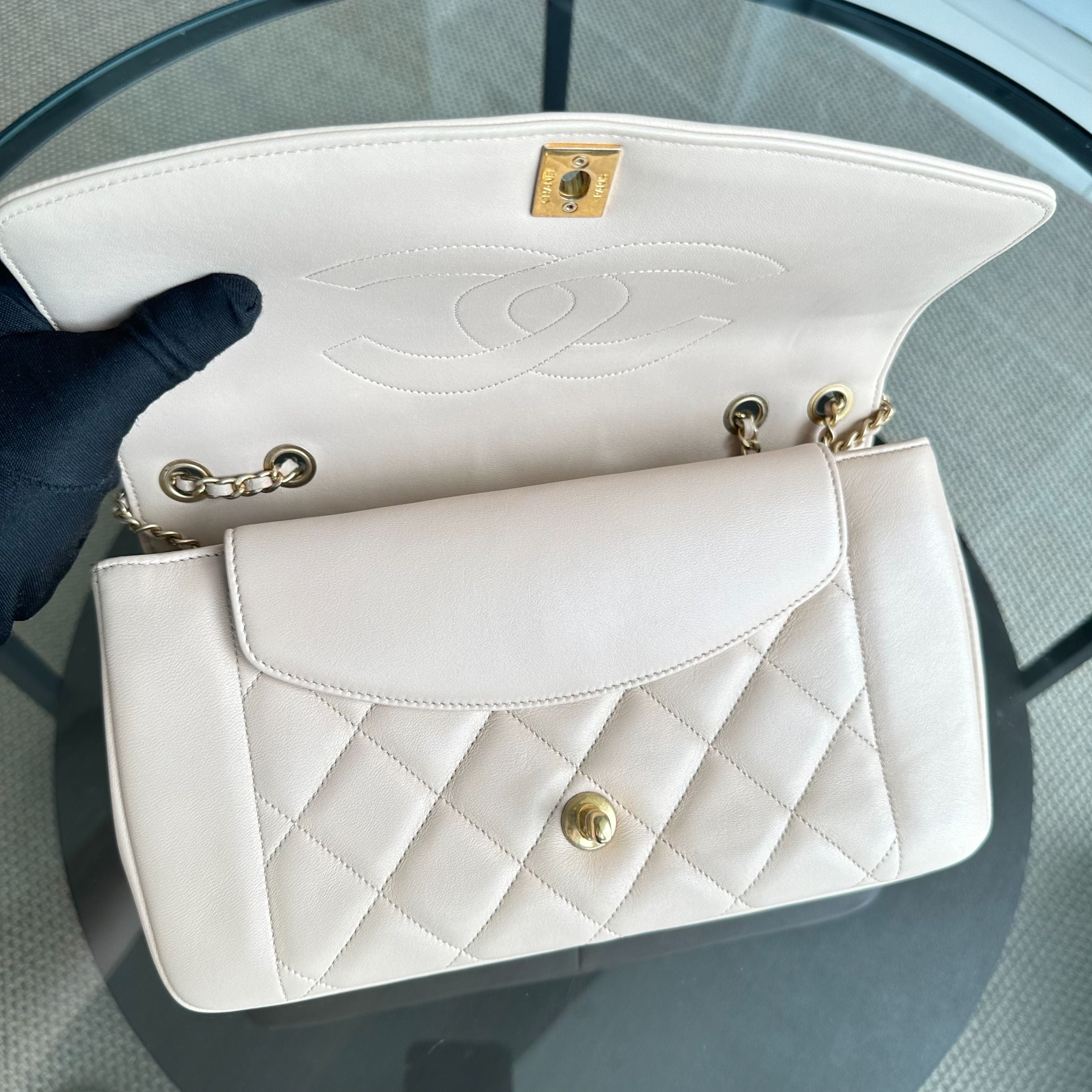 *Modern Reissue, Like New* Chanel Diana Jumbo 28CM Quilted Lambskin Beige GHW No 20 - Luxury Evermore