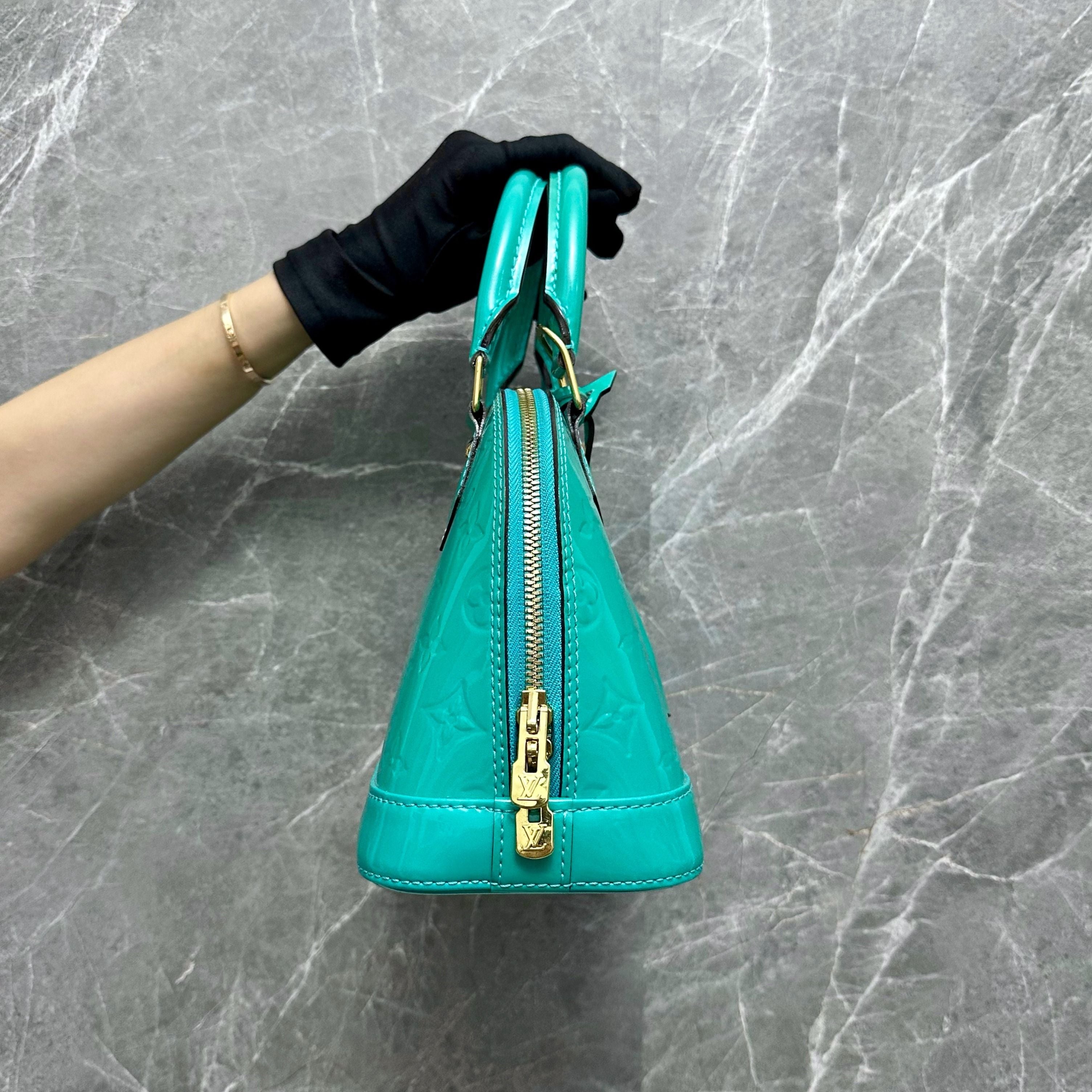 *No Strap* LV Alma BB Vernius Patent Leather Green GHW - Luxury Evermore