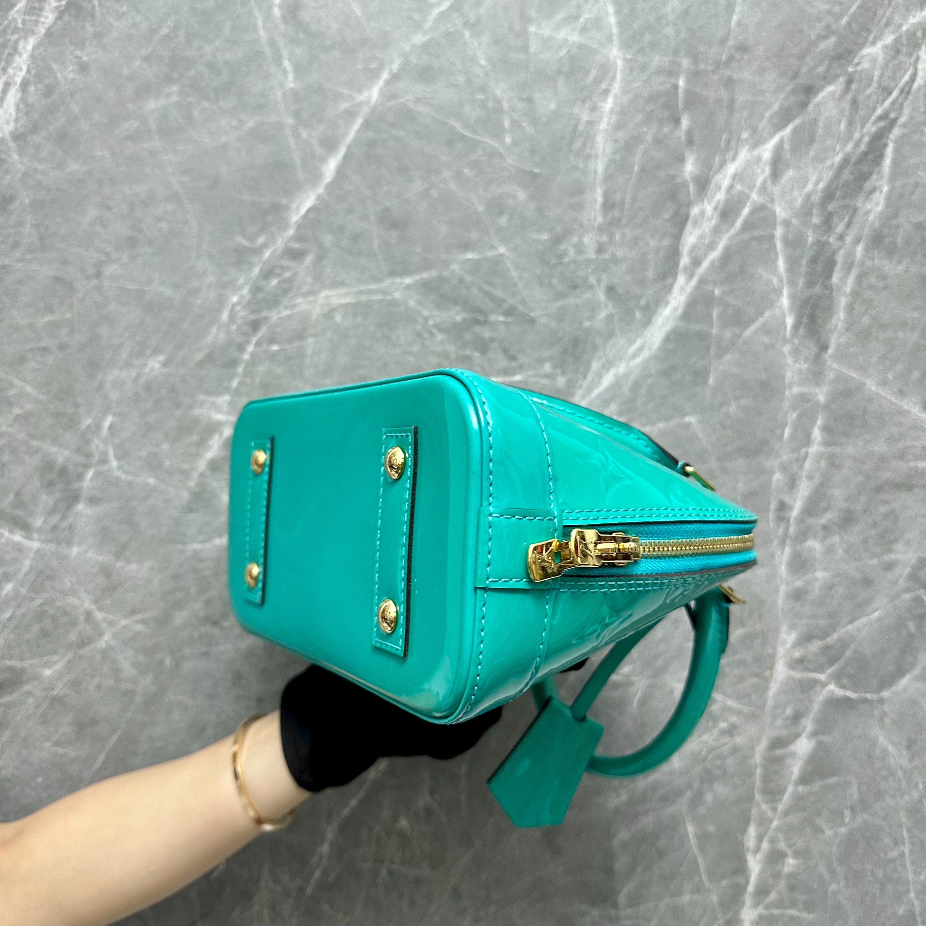 *No Strap* LV Alma BB Vernius Patent Leather Green GHW - Luxury Evermore