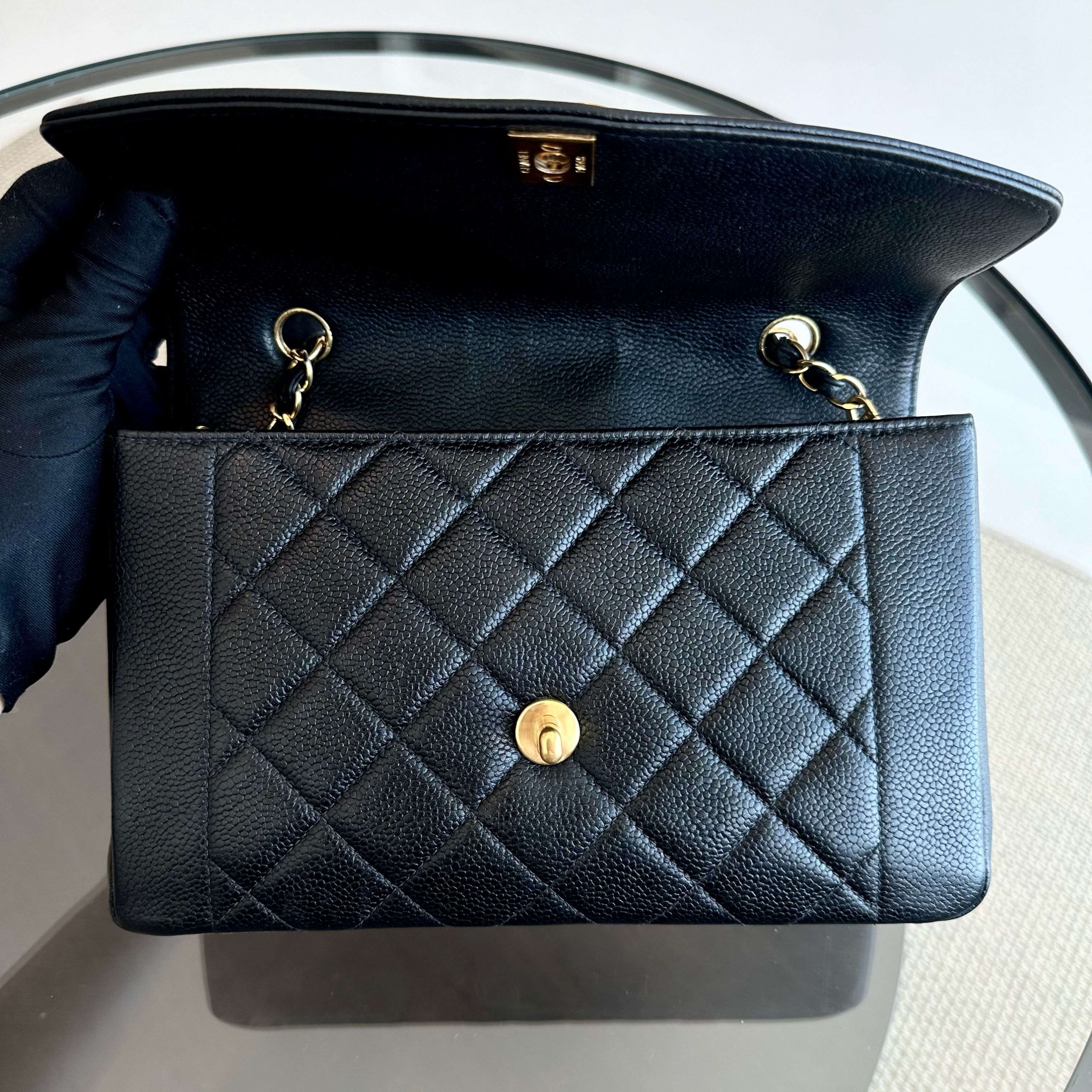 *Rare* Chanel Caviar Diana Medium Calfskin 24K Vintage GHW No 4 - Luxury Evermore