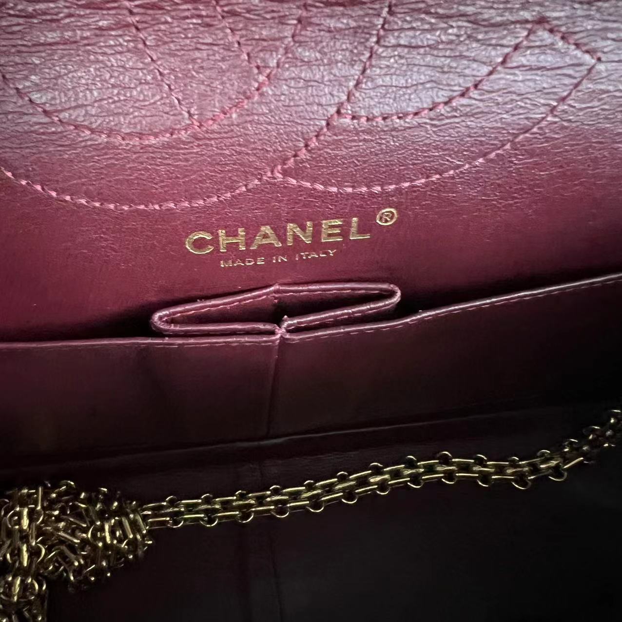 [Ready Stock] Chanel Reissue 2.55 226 Medium Quilted Calfskin Black Golden Hardware Series 13 - Luxury Evermore