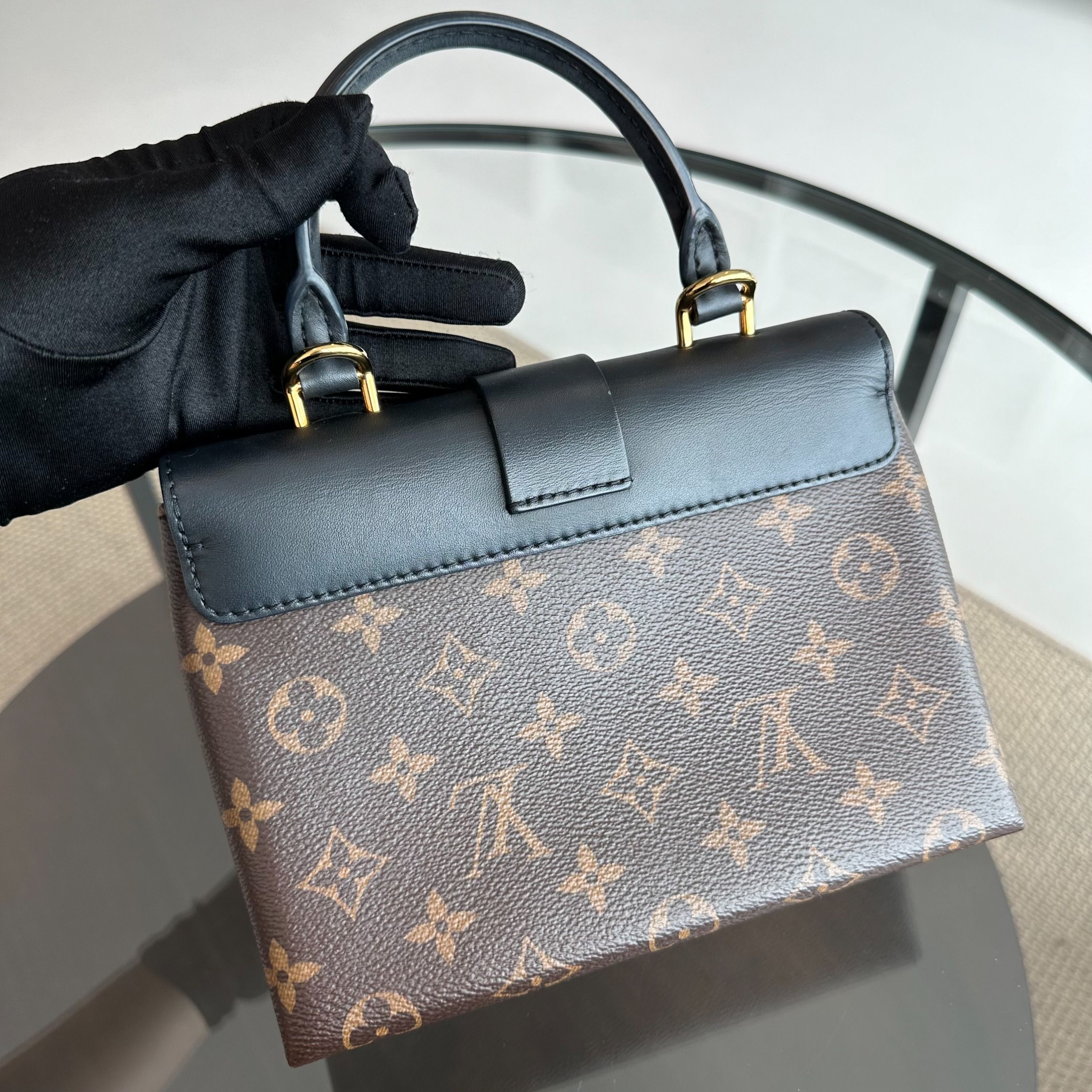 *Receipt* LV Louis Vuitton Locky BB Monogram Noir Cross Body Bag - Luxury Evermore