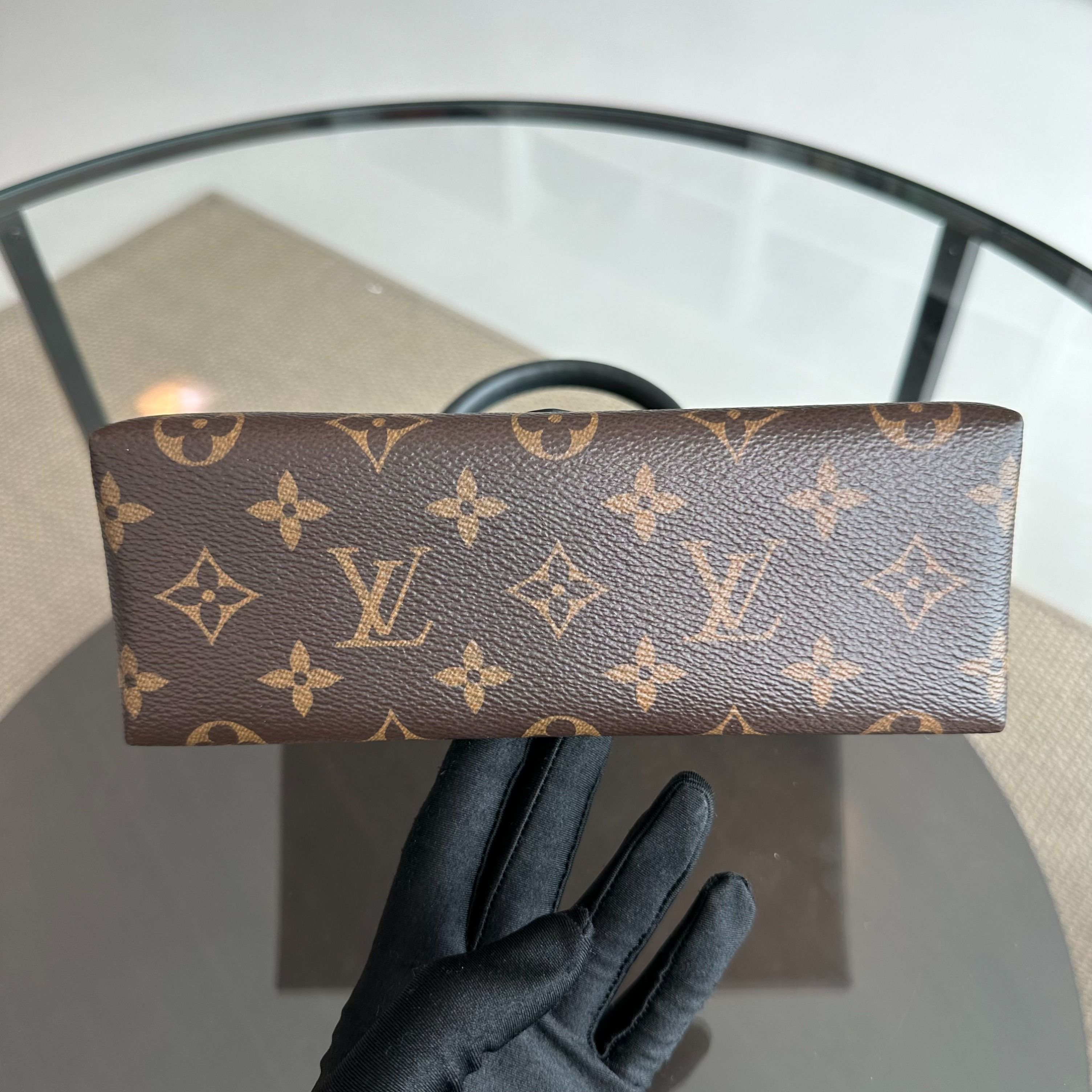 *Receipt* LV Louis Vuitton Locky BB Monogram Noir Cross Body Bag - Luxury Evermore