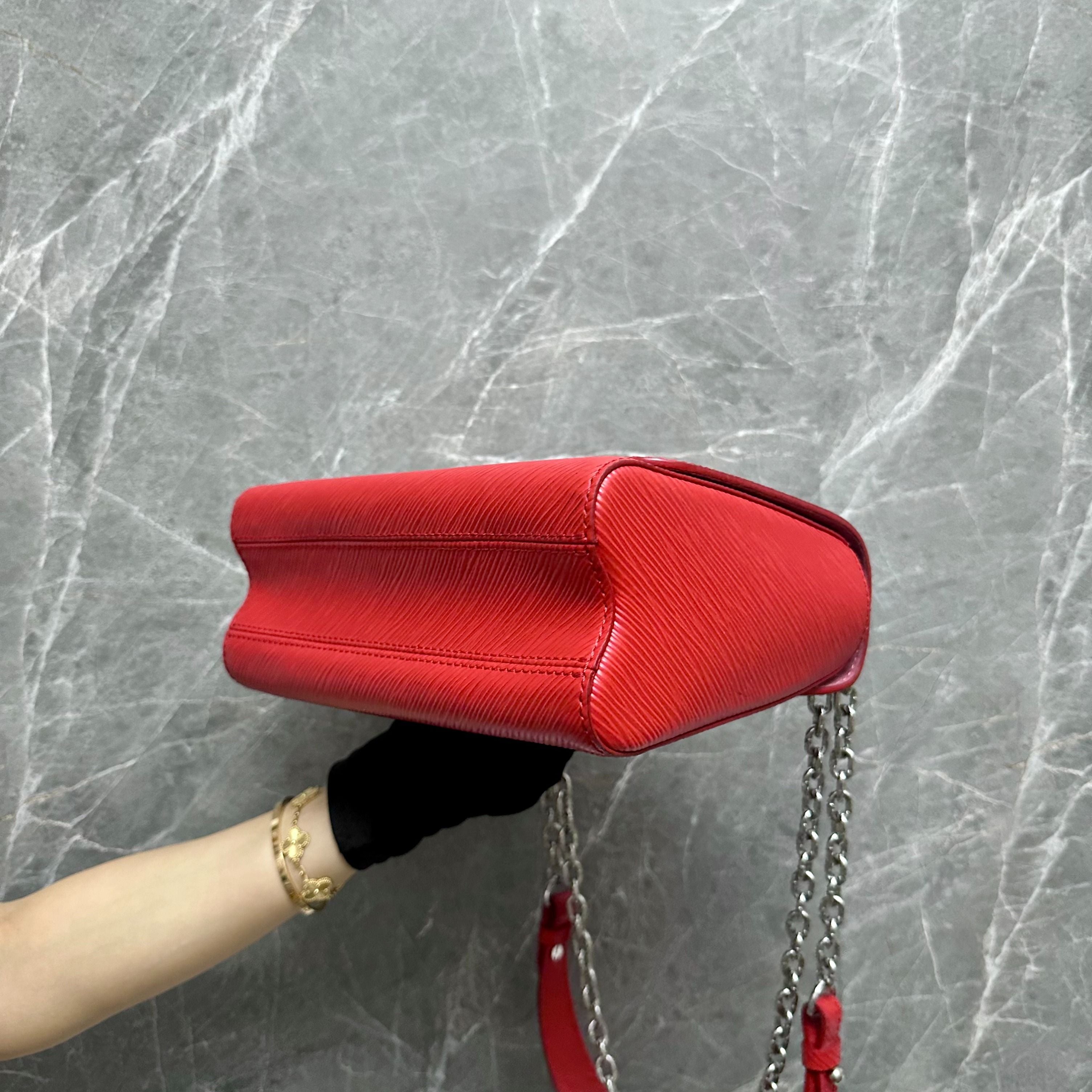 *Receipt* LV Twist MM EPI Leather Red SHW - Luxury Evermore