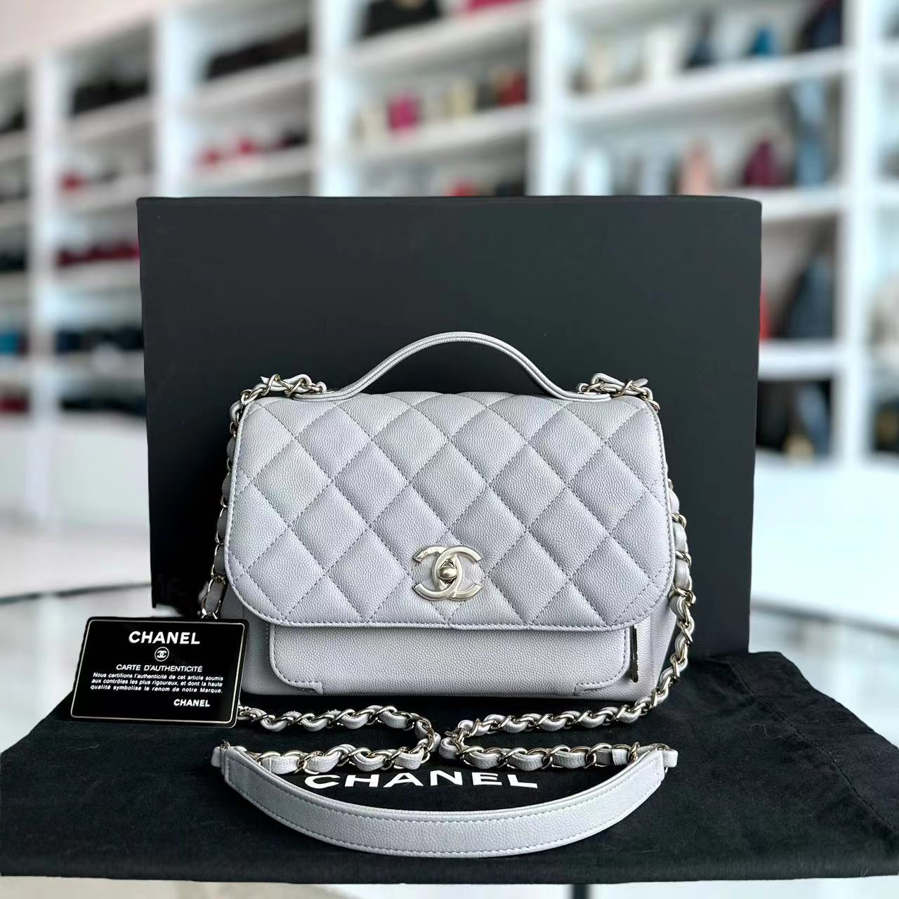 *Unused, 2020* Chanel Caviar Medium Business Affinity 23CM Quilted Calfskin Grey Gray GHW No 29 - Luxury Evermore