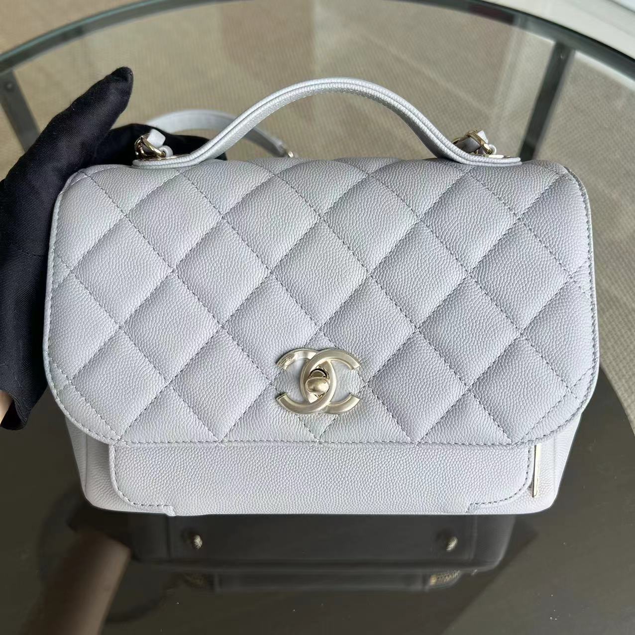 *Unused, 2020* Chanel Caviar Medium Business Affinity 23CM Quilted Calfskin Grey Gray GHW No 29 - Luxury Evermore