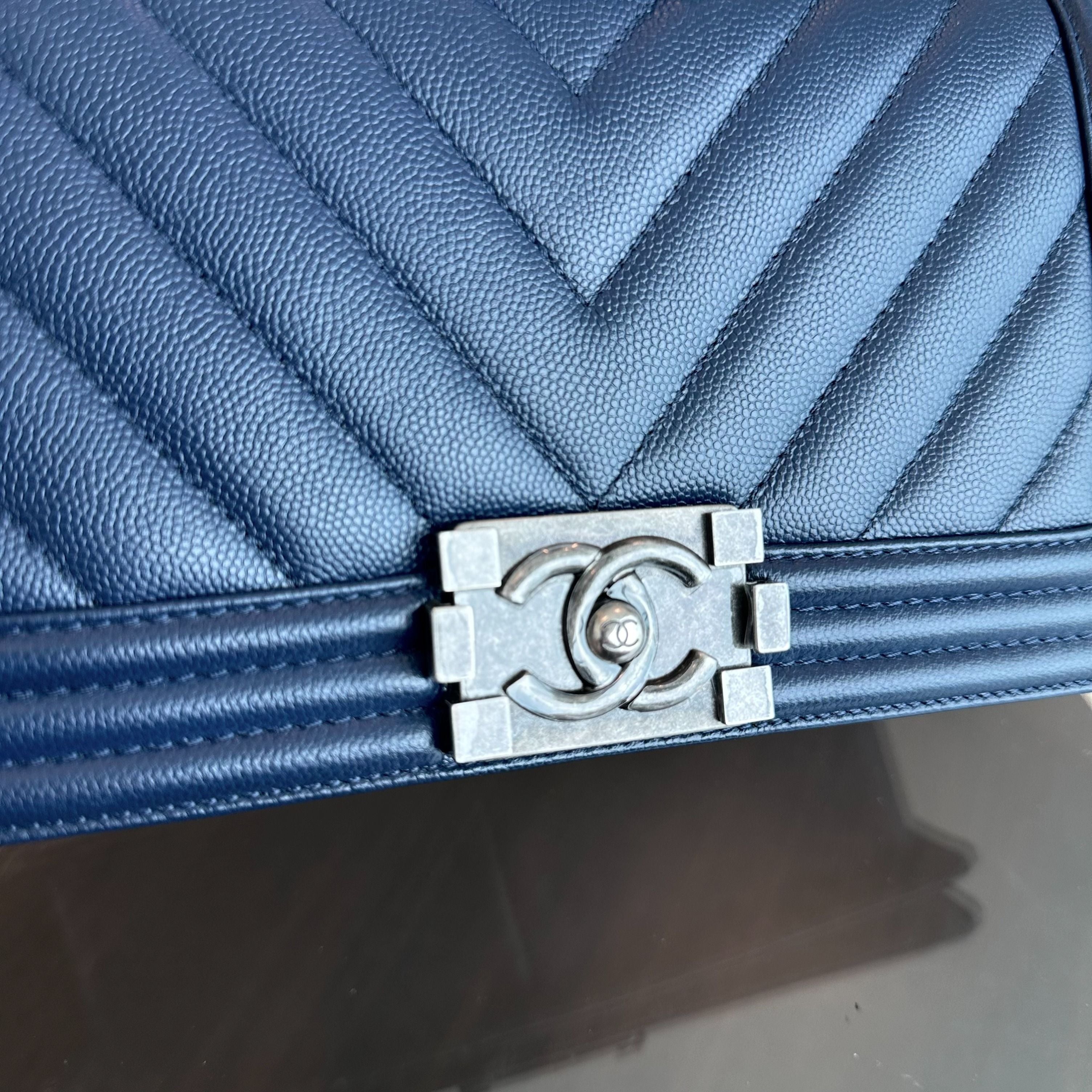 *Unused* Chanel Caviar Boy Old Medium 25CM Chevron Grained Calfskin Leboy Dark Blue No 24 - Luxury Evermore