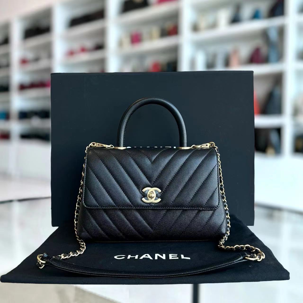 *Unused* Chanel Caviar Coco Handle Small Chevron Grained Calfskin Black Golden Hardware Series 26 - Luxury Evermore