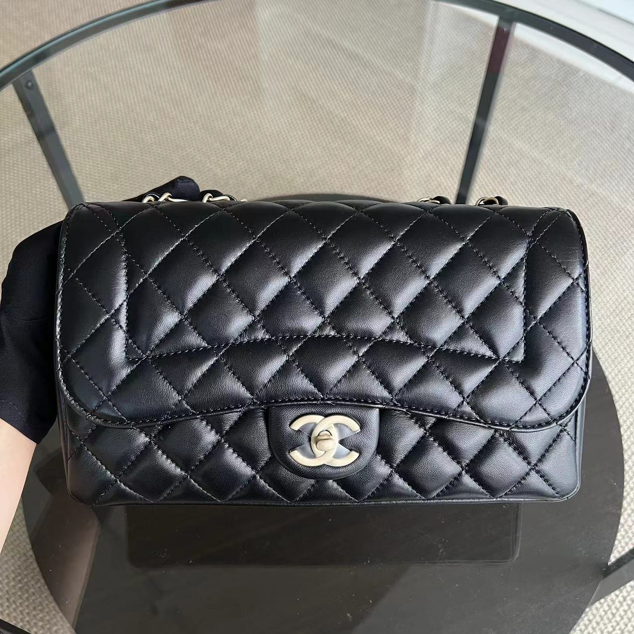 *Unused, Full Set Receipt* Chanel Chic Flap Medium 26CM Quilted Lambskin Black Golden Hardware Series 21 - Luxury Evermore