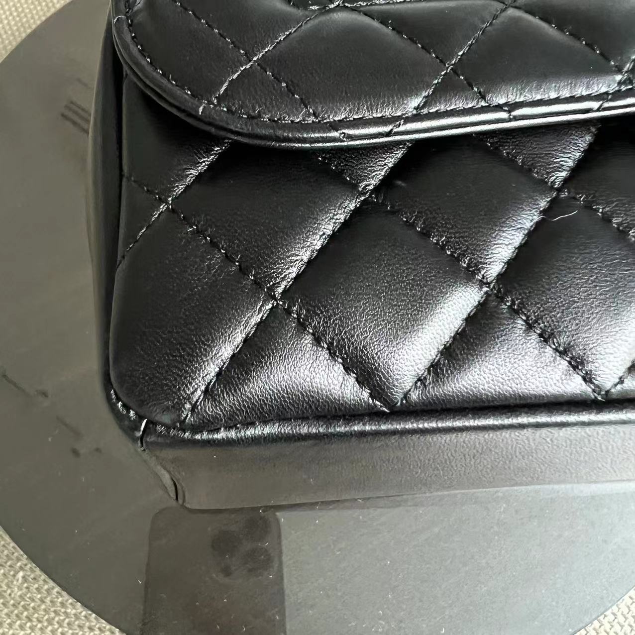 *Unused, Full Set Receipt* Chanel Chic Flap Medium 26CM Quilted Lambskin Black Golden Hardware Series 21 - Luxury Evermore