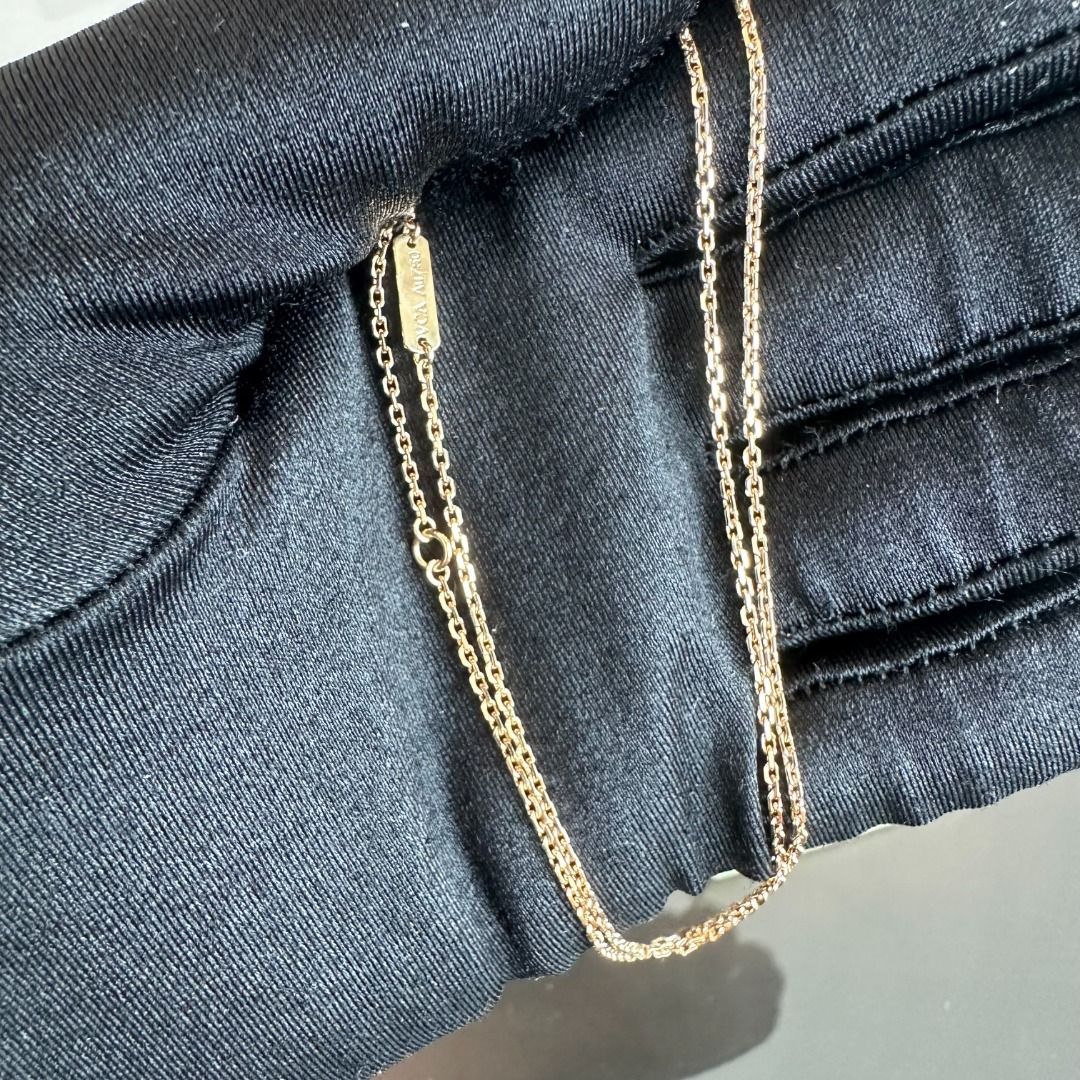 Van Cleef & Arpels VCA Vintage Alhambra Onyx Pendant Necklace 18K Yellow Gold - Luxury Evermore