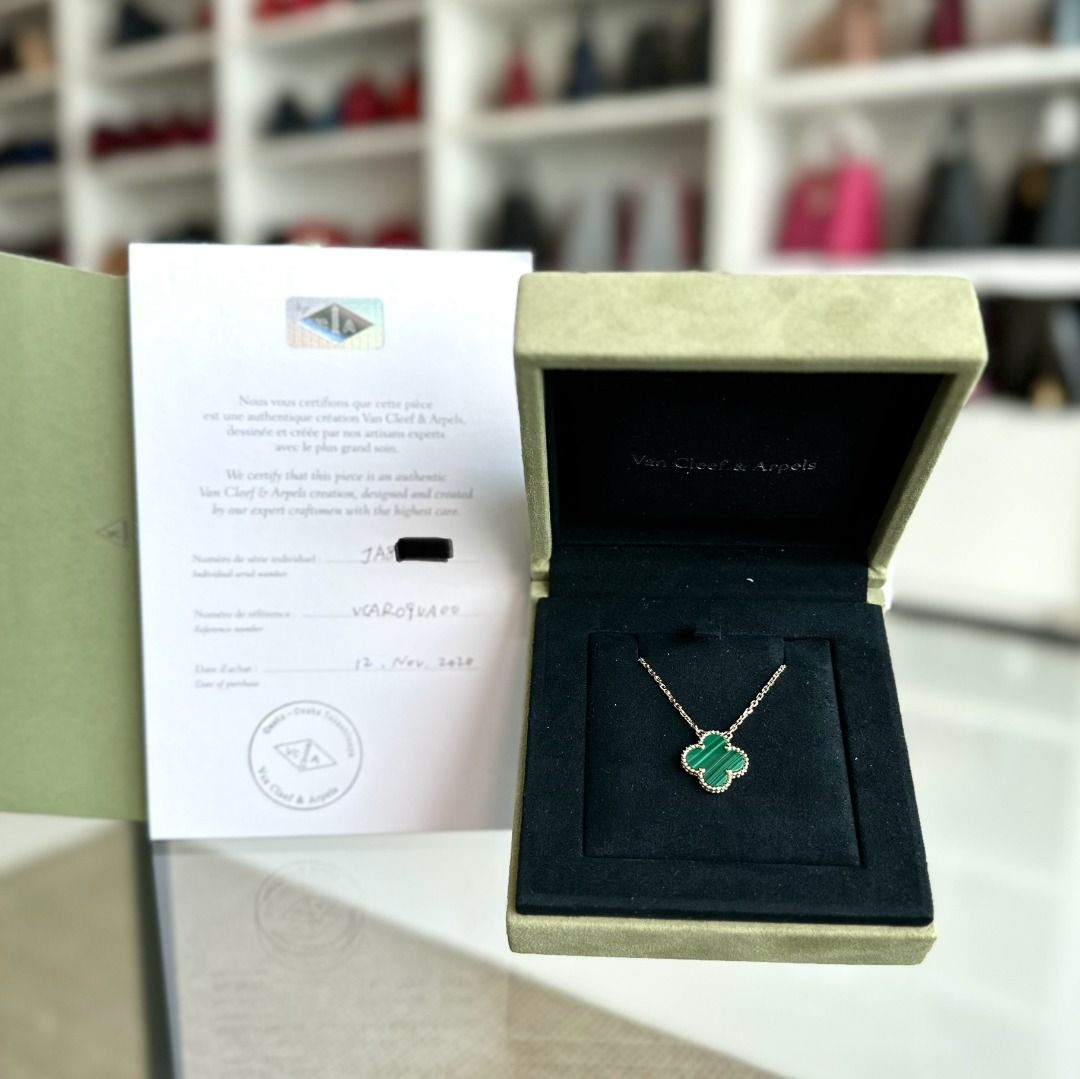 VCA Van Cleef & Arpels Vintage Alhambra Malachite 18K Yellow Gold Pendant - Luxury Evermore